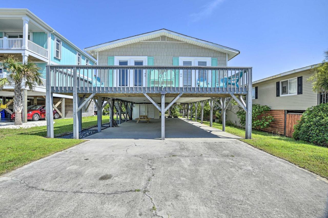 Oak Island Beach Abode With Deck Walk To Shore! エクステリア 写真